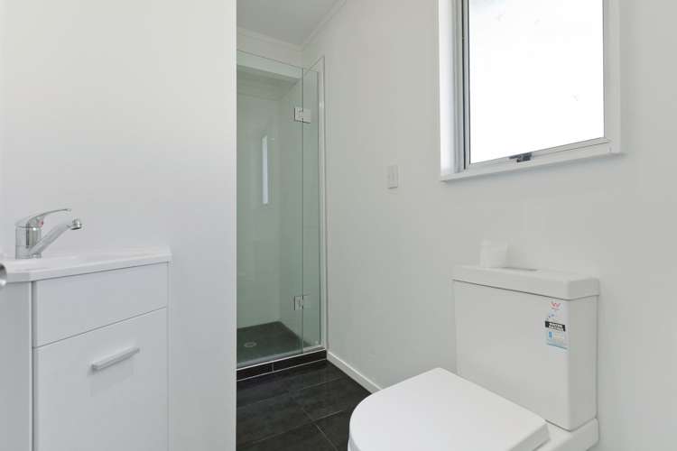 30 Dillon Crescent Clover Park_18