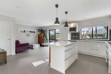 17 Burns Avenue_3