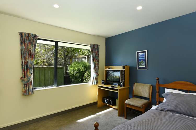 19 Idesia Grove Richmond_16