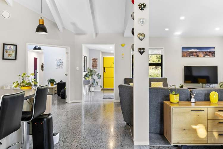 167 Caroline Drive Maunganamu_14