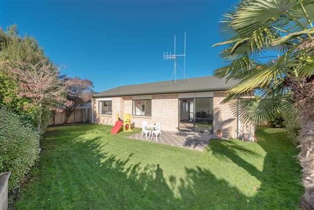 10 Harvard Court Melville_1