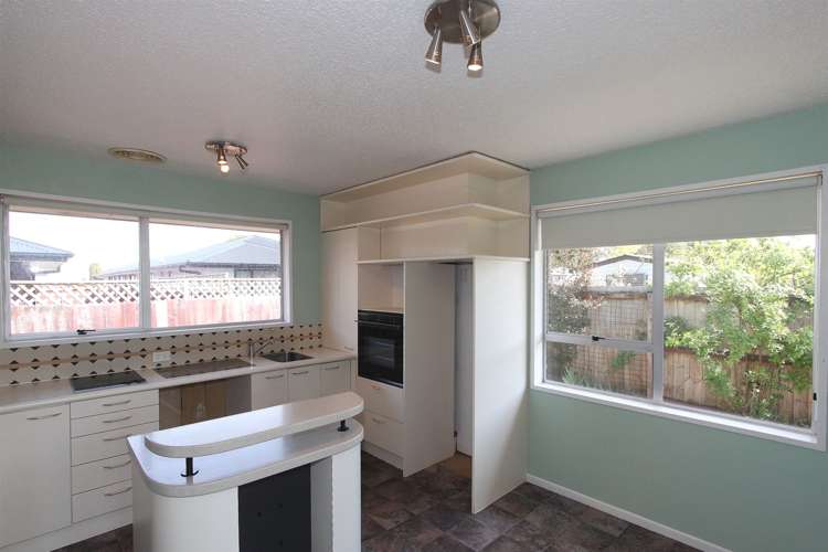 1/63a Vivian Street Burwood_3