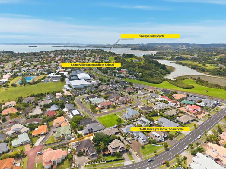 1/40 Jane Eyre Drive Somerville_37