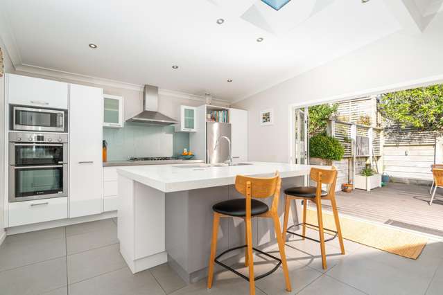 235 Cockayne Road Ngaio_1