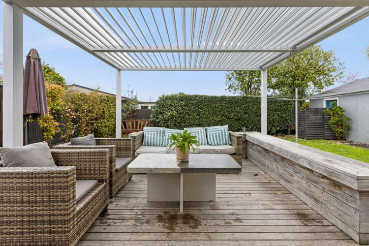 402 Frimley Place Frimley_13