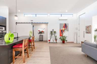 83 Coast Boulevard_1