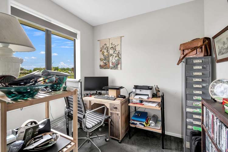 24 Shrimpton Ave Woodend_15