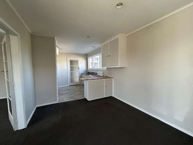 76 Pages Road 1477_2