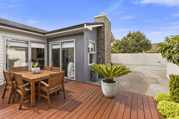 59b Laings Road Lower Hutt_16