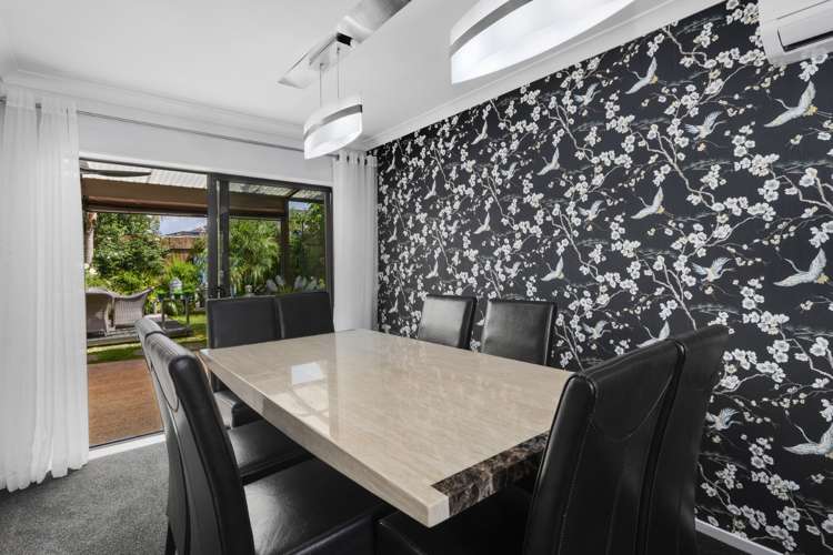 34 Teal Place Pyes Pa_19