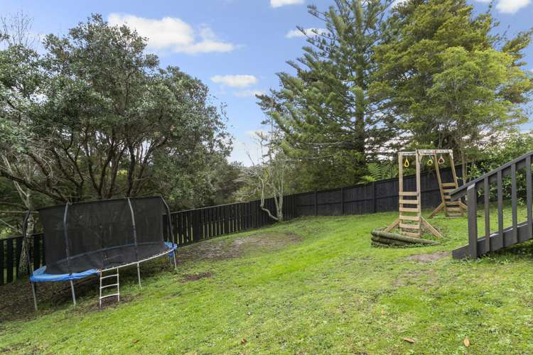 115 Captain Scott Road Glen Eden_16