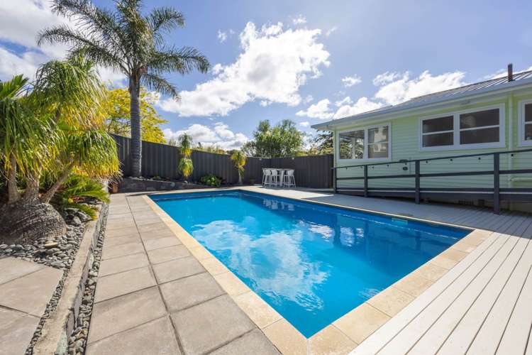 48 Atkinson Road Titirangi_3