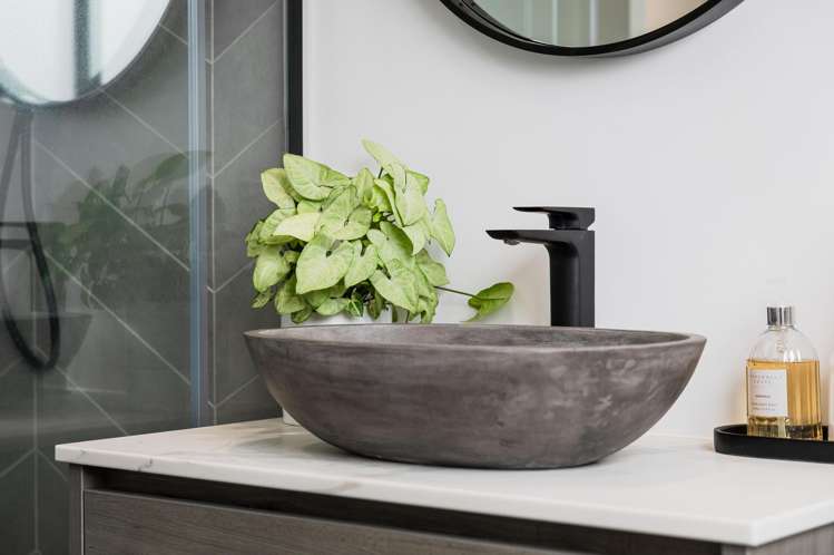 8 Walter Lawry Road Paerata_41