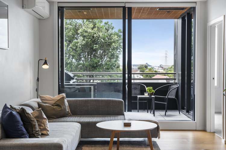 202/64 Victoria Street Onehunga_10