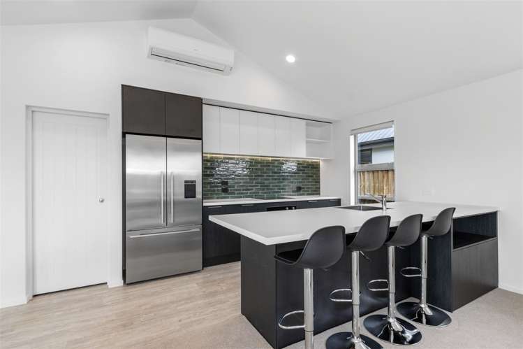 8 John Raven Lane Woodend_2