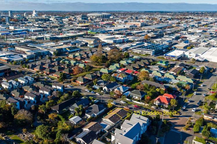 1/5 Braddon Street Addington_12