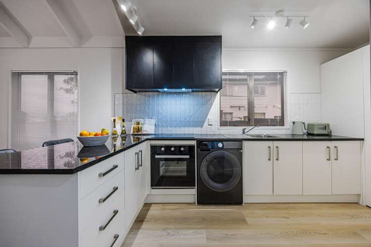 2/285B Great South Road Manurewa_2