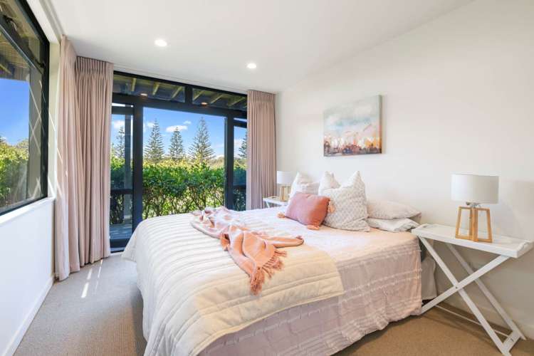 14 Double Bay Place Army Bay_11