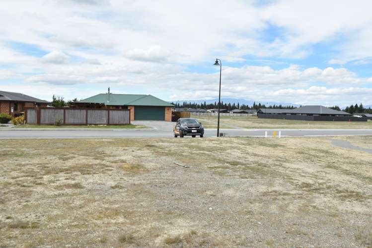 34 Lakeland Avenue Twizel_13