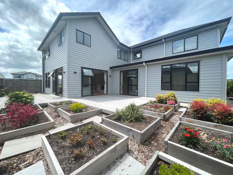 10 Byron Drury Way Riverhead_24