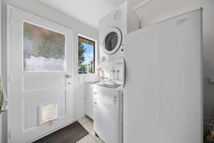 6 Wantwood Grove Churton Park_22