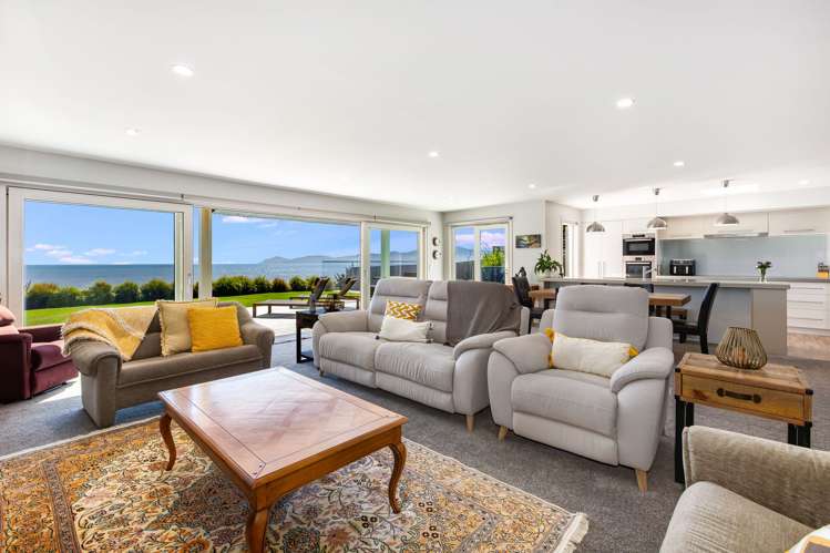 96 The Esplanade Raumati South_12