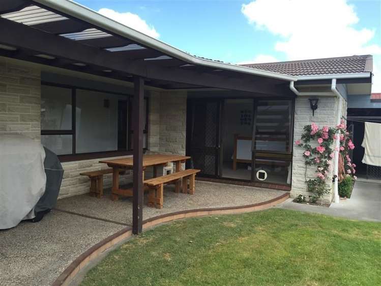 6 Neagle Place Greenmeadows_9