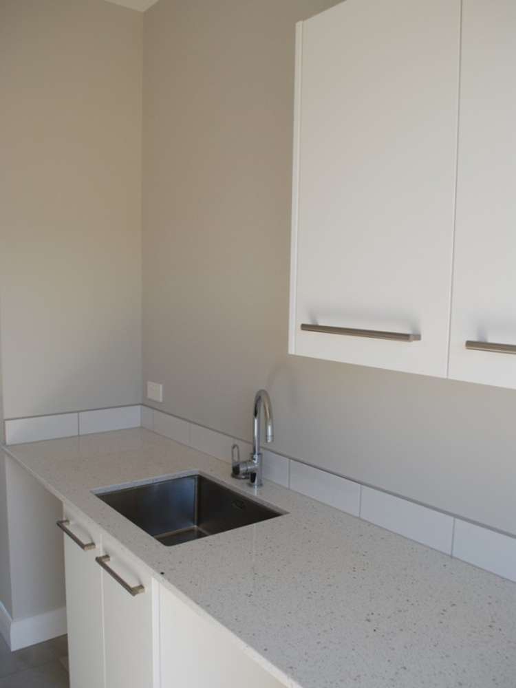 5 Garland Lane Leamington_7