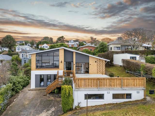 Stylish & Spacious with Spectacular Views