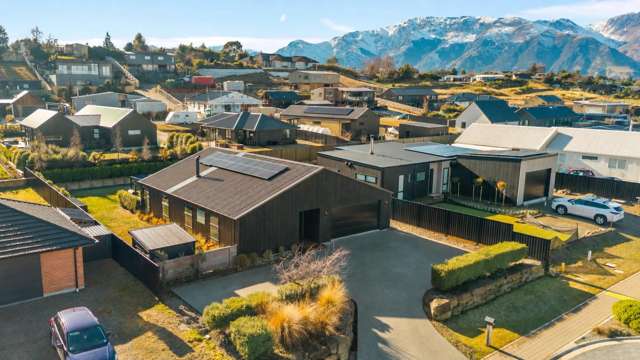 Stylish Living is Sun Powered