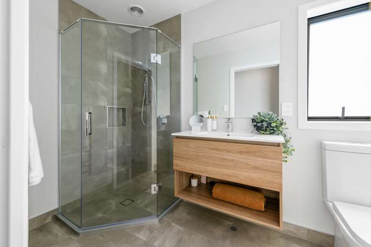 2/26 Alison Street Hamilton Lake_15