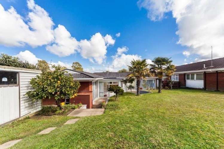 26 Cascades Road Pakuranga Heights_1