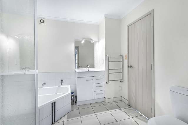 15C Charlemont Street Whitiora_4