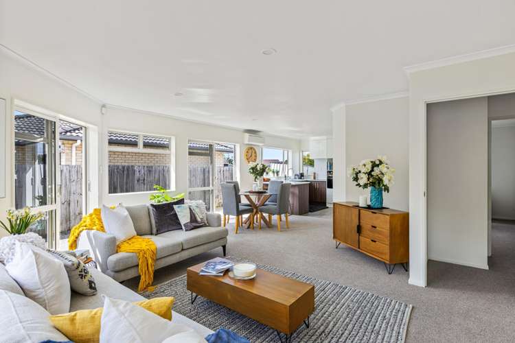 3 Chesterfield Way Orewa_1
