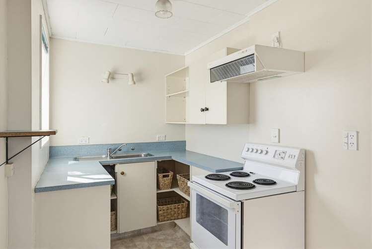 6 Teoti Street Paraparaumu Beach_39