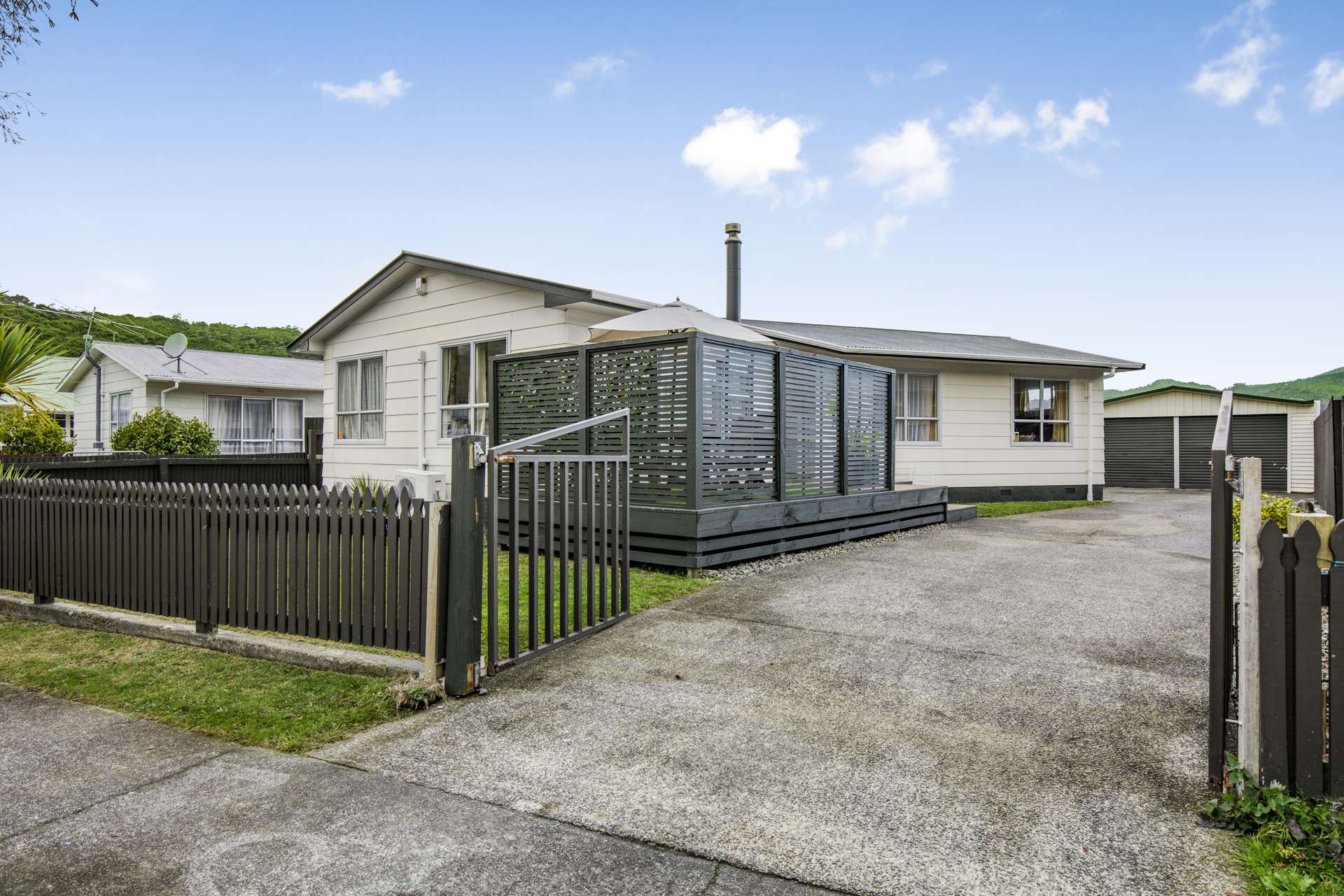 8 Rakaia Grove Wainuiomata_0