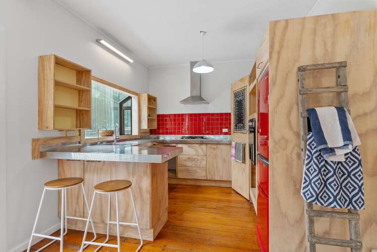 350 Oaia Road Muriwai_5