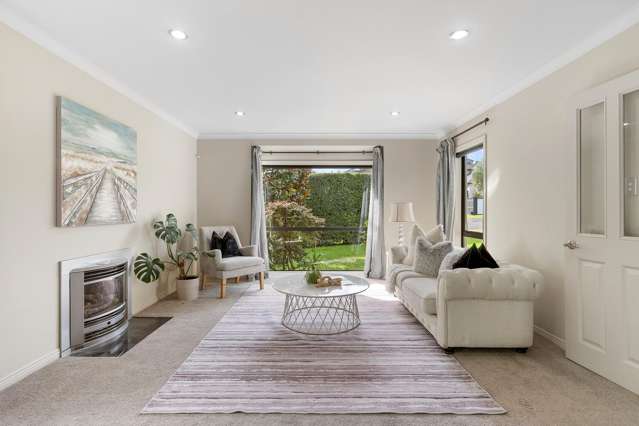 1 Dressage Lane Greenhithe_3