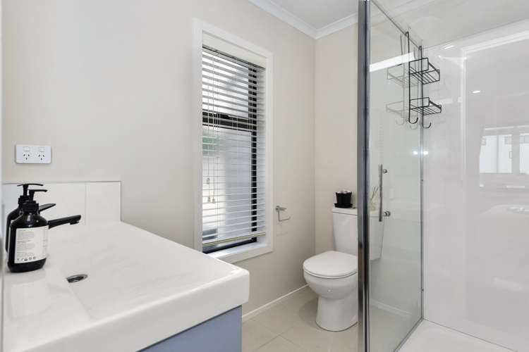 3/15 Cook Street Hamilton East_6