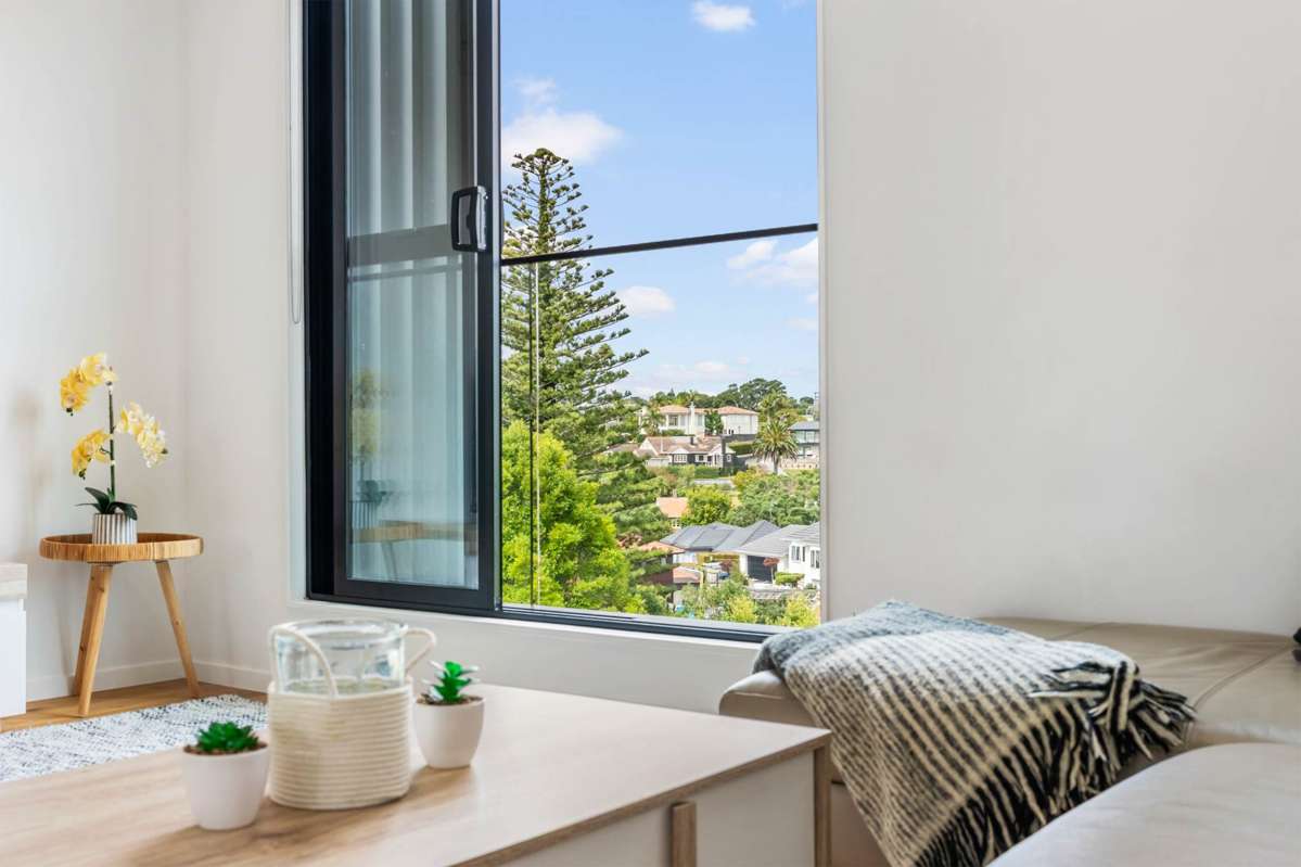 11/32 Karori Crescent_1