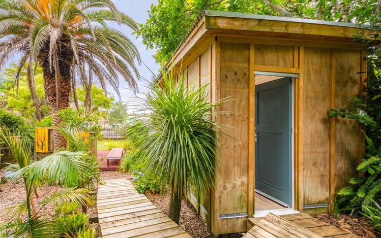 219 Woodlands Park Road Titirangi_15