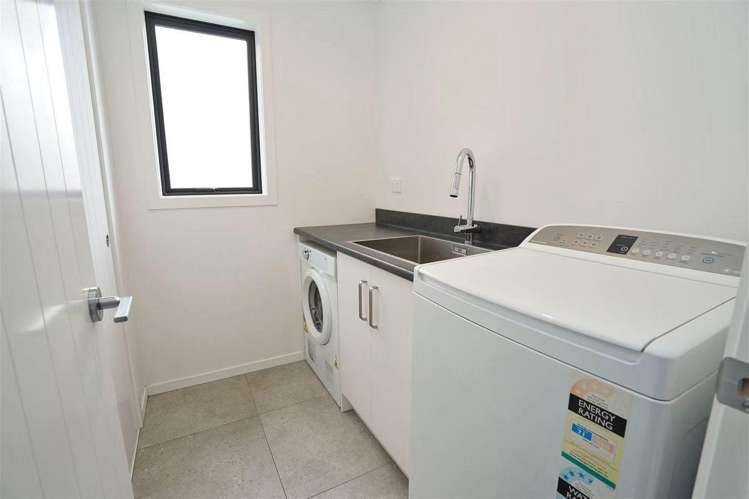 66 Cumberland Drive 2743_7