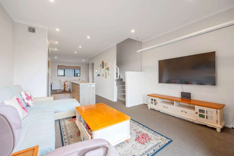 77 Te Oneroa Way Long Bay_2