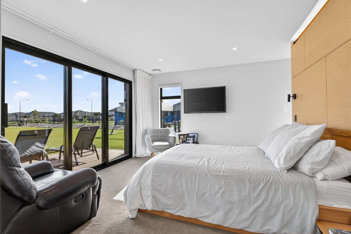 22 Eric Crozier Road_3