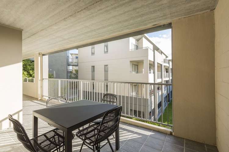 2j/12 Morning Star Place Mount Albert_10