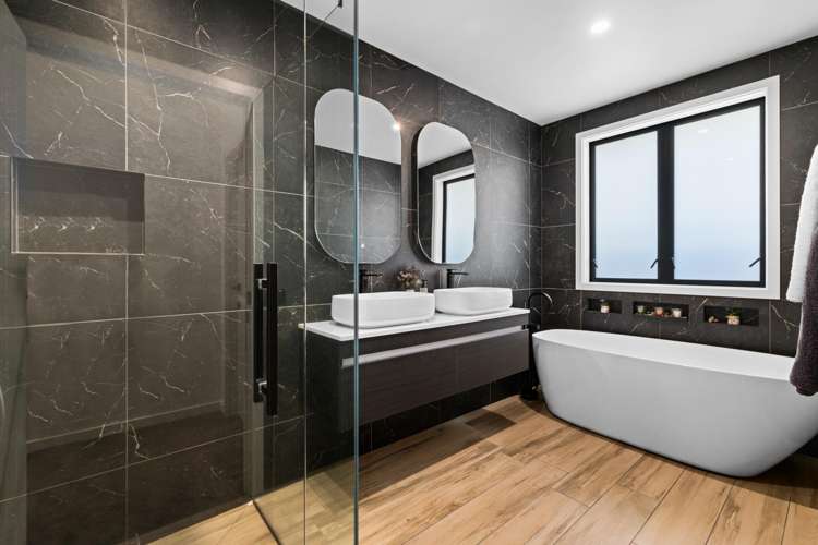 10 Meech Way Frimley_25