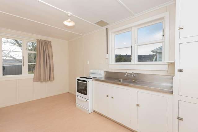 18 Conlon Street Reefton_3