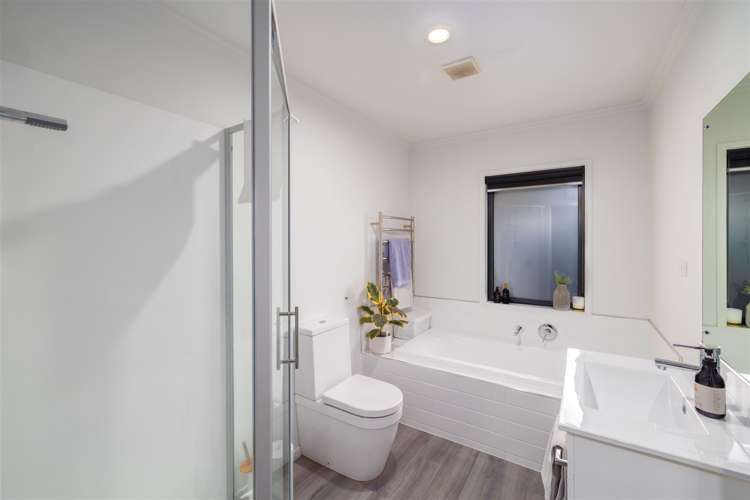 3 Hineaari Street Marshland_12