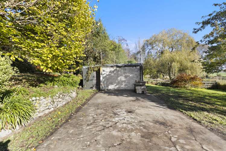 1632 Cust Road Cust_34