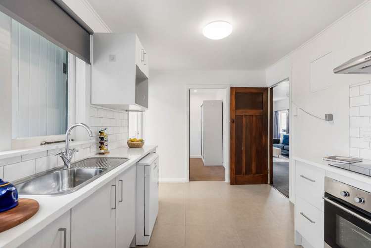 1/154 Glengarry Road Glen Eden_6